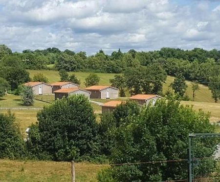 Les Chalets D Hermine Montredon-Labessonnié المظهر الخارجي الصورة